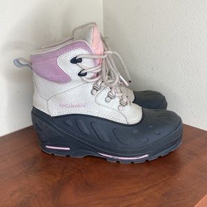 Columbia Youth Big Girl’s Snow Boots, Size 4, Black, Pink, White